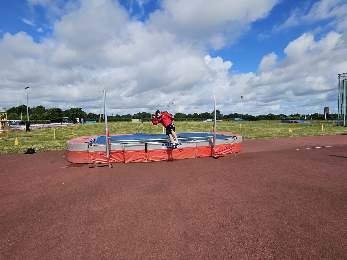 Neil Mills FCCT tweet media