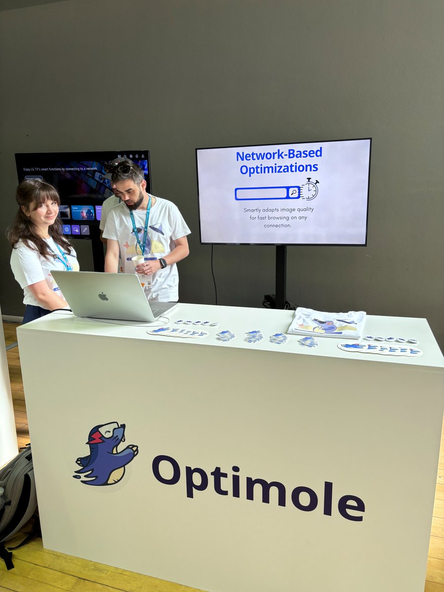 Curious about Optimole's power? Swing by Booth 25 for a live demo and see the magic of image optimization in action! #WCEU #Optimole