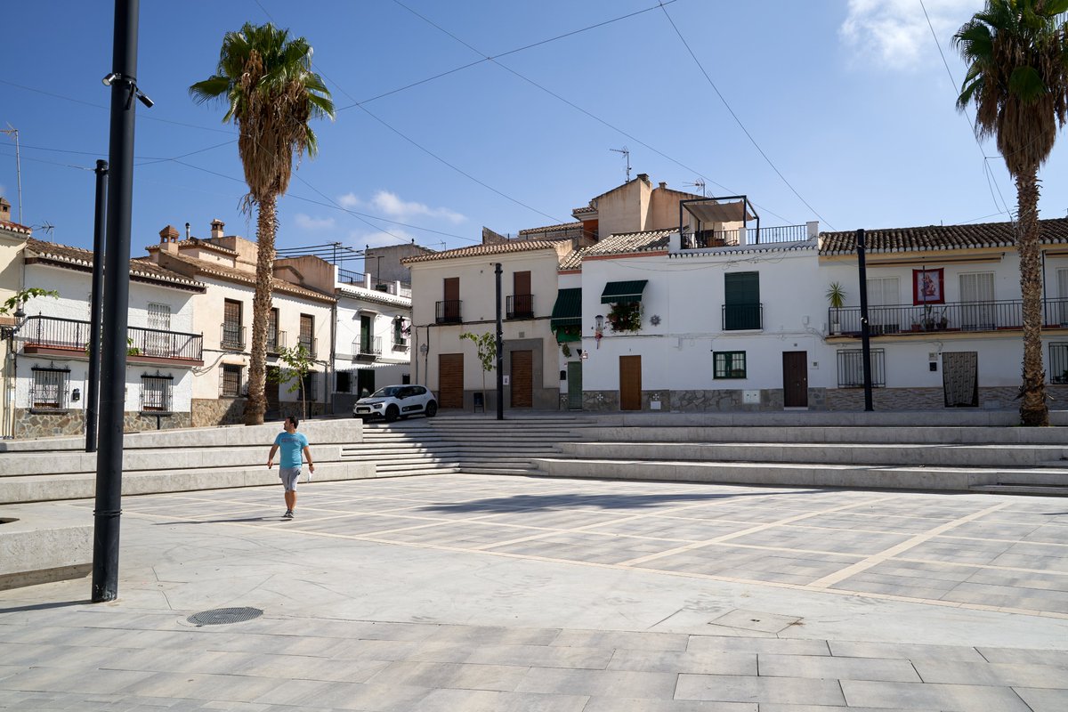 Qué sería de nuestros barrios sin las plazas... Hacerlas más accesibles, integradoras y aprovechables es importante ¿no creéis?
Ha sido el objetivo de las intervenciones de #GranadaMetrópoli 
➡️<a href="/dipgra/">Diputación de Granada</a>+<a href="/EUinmyRegion/">EUinmyRegion🇪🇺</a>
#SomosResponsables #SomosComprometidos
ℹ️granadametropoli.eu