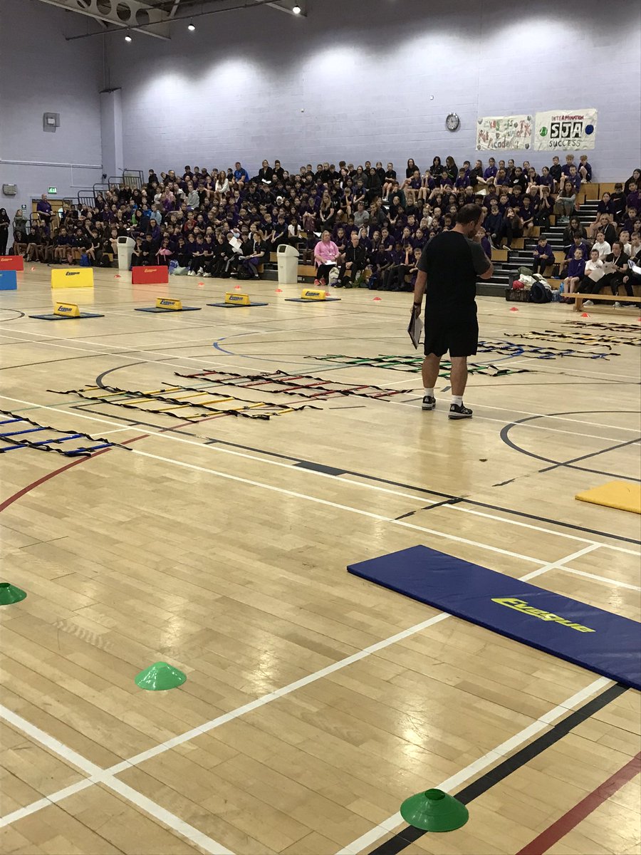 600 plus pupils at our Trust-wide primary event. This is what education is all about. #WeareGAT 

<a href="/WayneNorrie/">Wayne Norrie OBE FCCT</a> opening the day for us. Gaffa always prioritises our events to spend time with our pupils and staff. 👏👏👏
