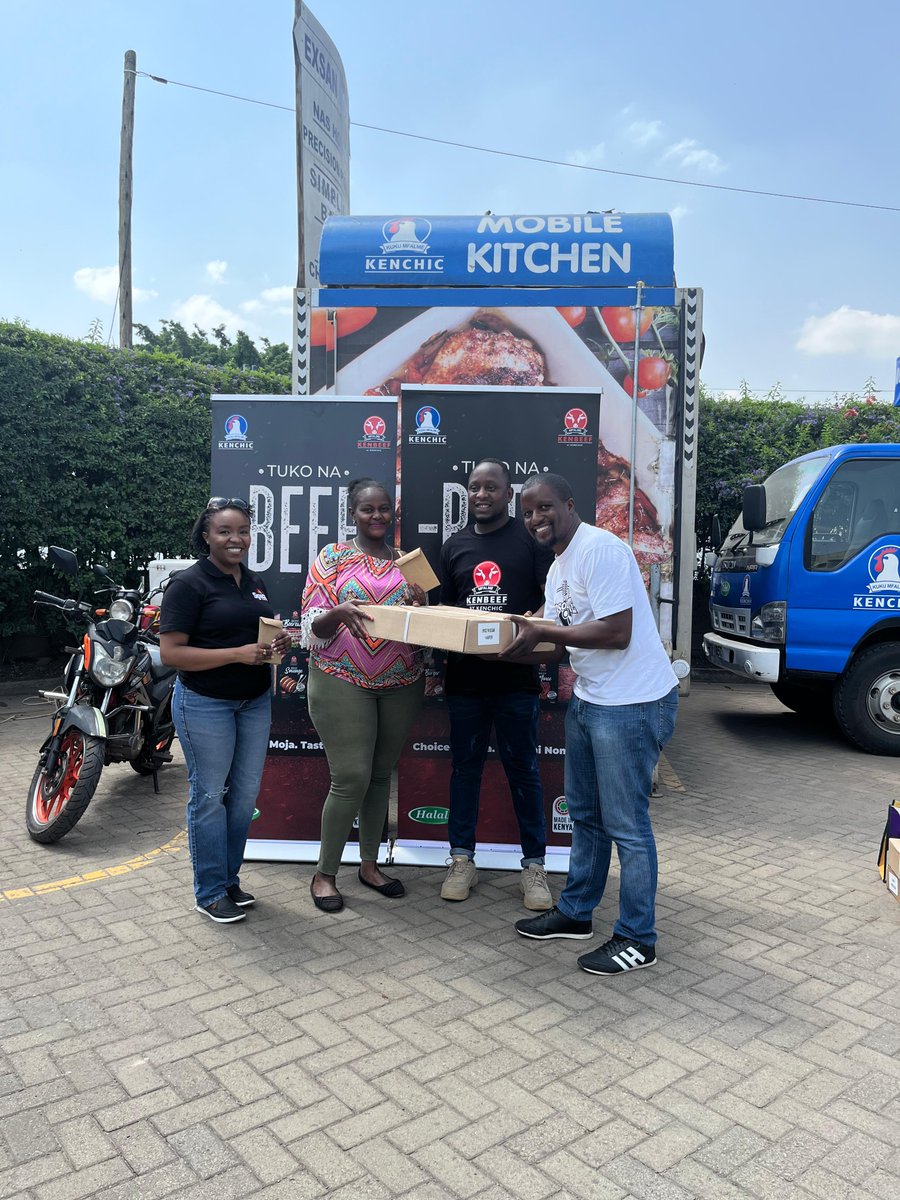 SpiceFMKE's tweet photo. We told you you could win with #Kenbeef!
Ona sasa hauna vitu tamu...😂
Congratulations to all Ann, Harold, Mitchelle & all winners!
#TukoNaBeef #ChoiceNiMoja #TasteNiNoma #SugarAndSpice https://t.co/hIu8BddK3z