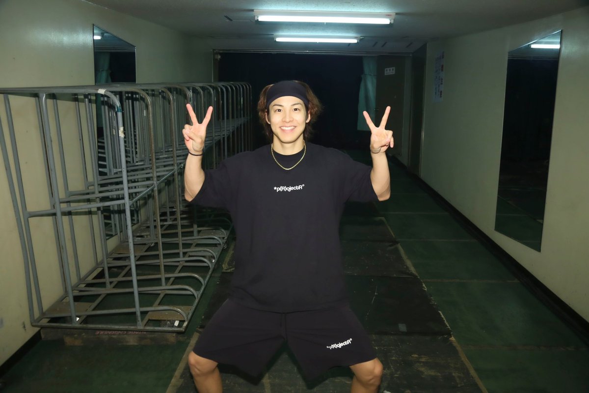 therampagefext's tweet photo. ／
らんぺいじの偵察部隊
～🦀北海道 真駒内セキスイハイムアイスアリーナ編🦀～
＼

FAN CLUBでは
偵察の様子を動画でお届け😎

隊長のRIKUによる
各会場の偵察をお楽しみください🙌

北海道の安全もしっかり確認しました🫡
ぜひご覧ください💁

https://t.co/4SJ1cW5JuC

#らんぺいじの偵察部隊 https://t.co/J4Y7Umtm4Z