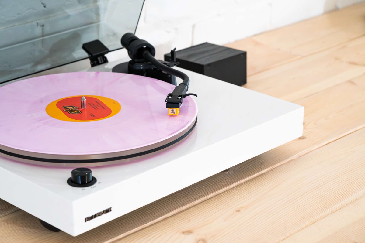 Fluance's tweet image. 🎶 Spin into a new music experience with our #RT85N! Rediscover the warm sound of vinyl. Perfect for those moments when you want to feel truly connected to your music. Share your favorite vinyl moments in comments 
#VinylLife #TurntableMagic #MyFluance #RESPECTTHERECORD