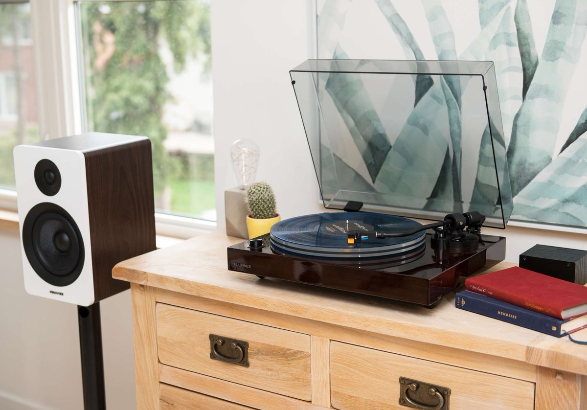 Fluance's tweet image. 🎶 Spin into a new music experience with our #RT85N! Rediscover the warm sound of vinyl. Perfect for those moments when you want to feel truly connected to your music. Share your favorite vinyl moments in comments 
#VinylLife #TurntableMagic #MyFluance #RESPECTTHERECORD