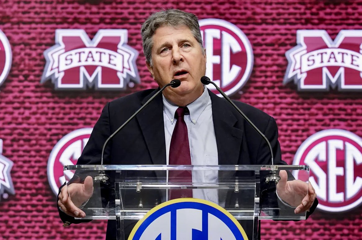 To be in the College Football Hall of Fame, a coach must have won at least 60% of his games. Mike Leach won 59.6%.

RT if you think Mike Leach should still be included in the College Football Hall of Fame