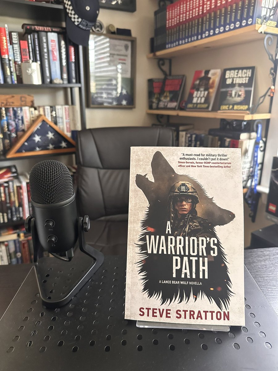 EPBAuthor's tweet photo. 📬BOOK MAIL📬

Excited to get my physical copy of #AWARRIORSPATH by my writing cohort @strattonbooks 

I got an early ARC copy from @sbacknovellas &amp; loved it. You will too @BestThrillBooks 
⤵️
A Warrior's Path: Lance Bear Wolf's Origin Story 
https://t.co/gNf4IizbQF https://t.co/5Bx98iUAim