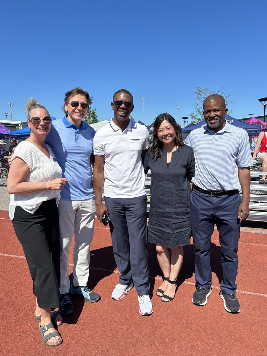 Congratulations to ⁦<a href="/HDSBSpecEd/">HDSB Special Education Services</a>⁩ for another great event today. Students, staff, and parents/guardians/caregivers are all having a great time. Smiling faces everywhere!!!