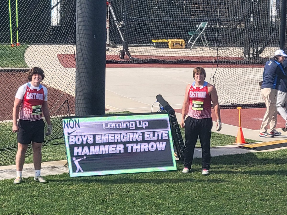 Hammer boys starting us off today 9P/12E, 110h 1015/115, HJ 12P/3E, 4x1 228P/528E
nikeoutdoornationals.runnerspace.com/eprofile.php?e…