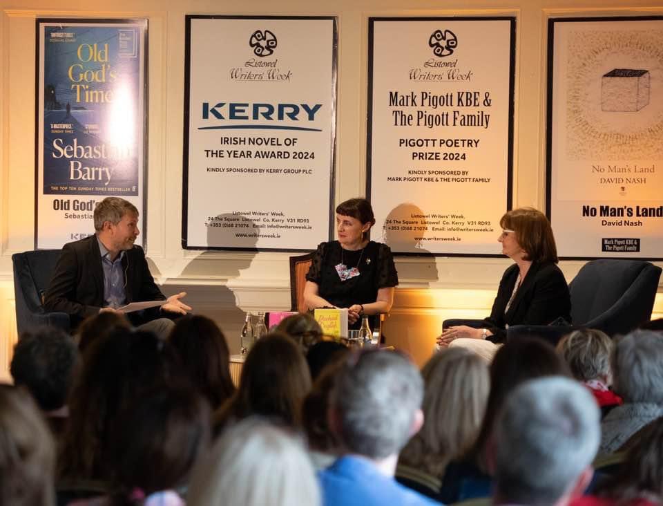WritersWeek's tweet image. Readings by Rachael English & Sinéad Gleeson, two acclaimed writers whose most recent books, ‘Whatever Happened to Birdy Troy’ and ‘Hagstone’ consider the value of art in personal and societal terms.
Hosted by @seancarlson
Photo Credit Ger Holland
Venue The Listowel Arms Hotel