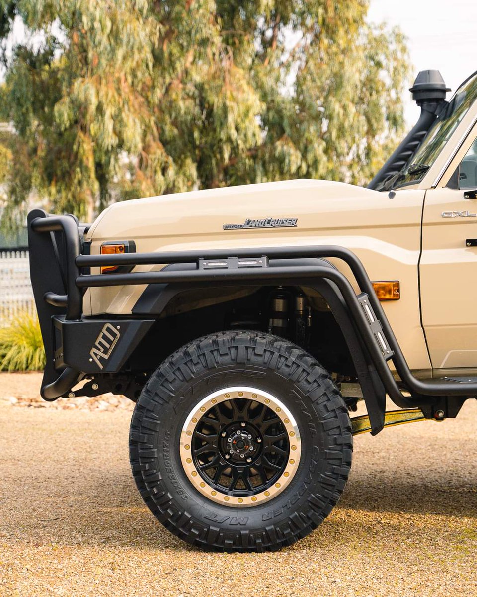 JaMtoka's tweet photo. Another one from Boss Aluminium, Australia #BossBuilt #LandCruiser #Overlanding https://t.co/Vz9dkBnl0Y