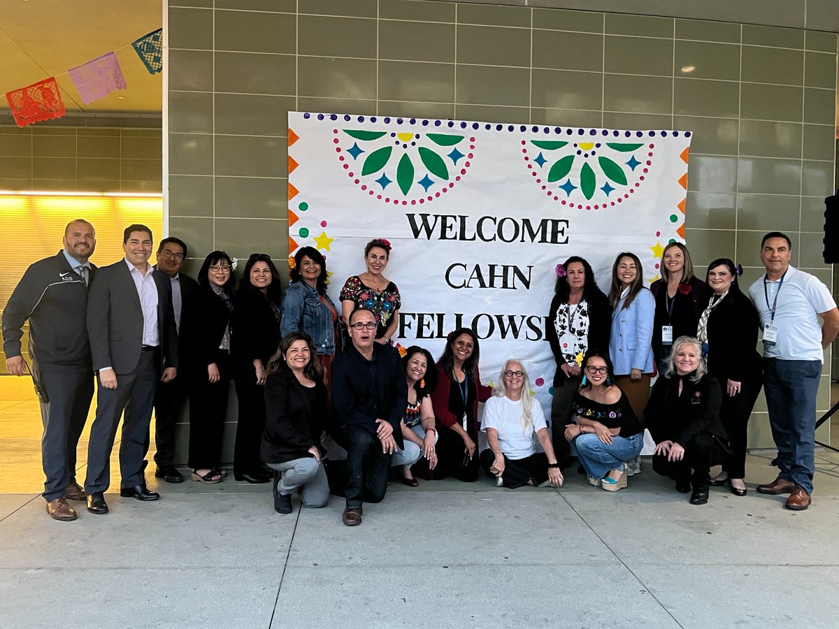 CahnFellowship's tweet image. Together in LA! Celebrating the incredible collaboration between our LA Alumni, current LA Fellows, and allies @eastlagarfield. It&apos;s inspiring to see educational leaders come together to make a positive impact in our communities.  #cahnalumni #transformative21