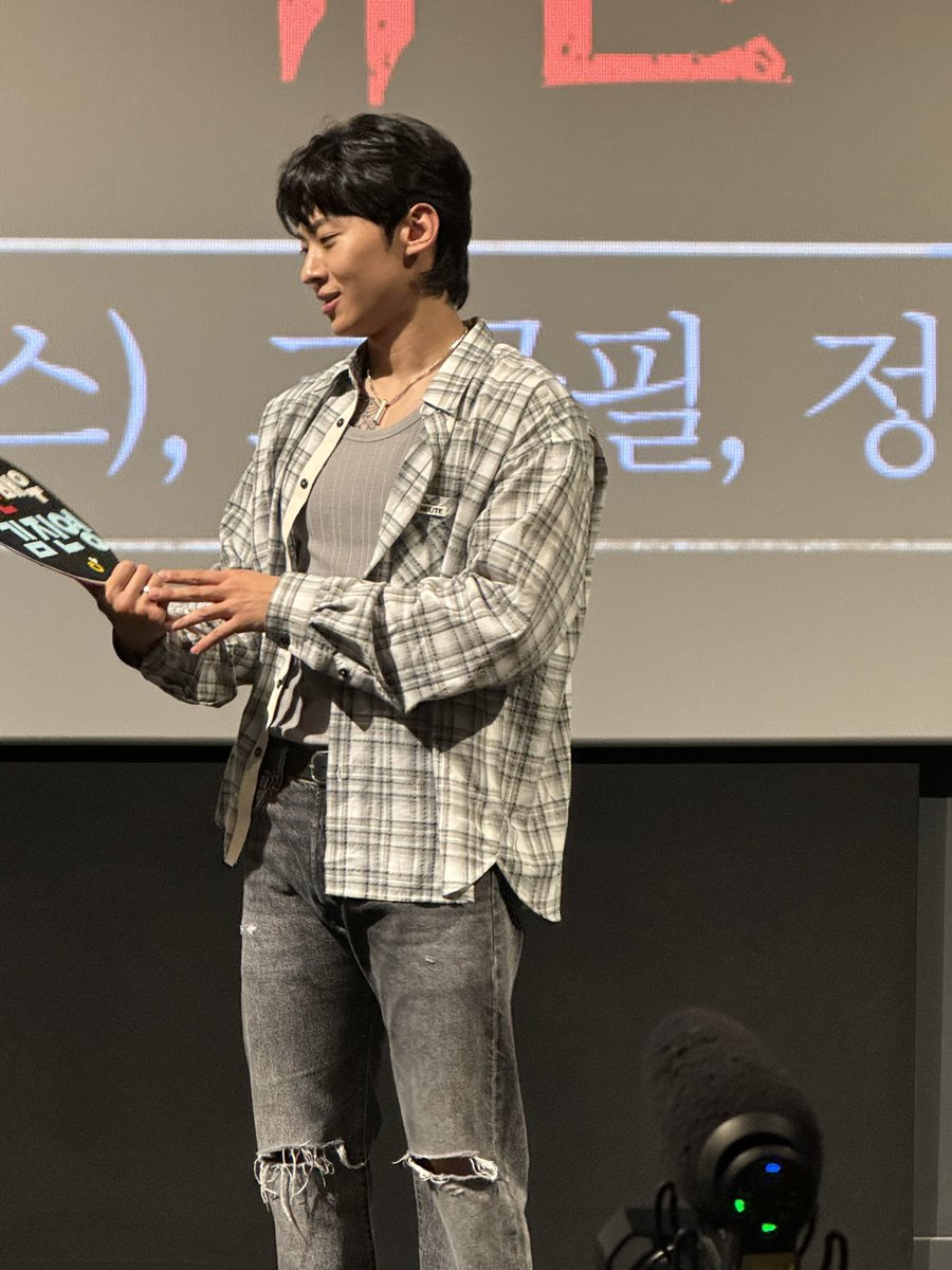 daygorae's tweet image. 김진영씨 잘생겼다 😁
#김진영 #덱스 #타로