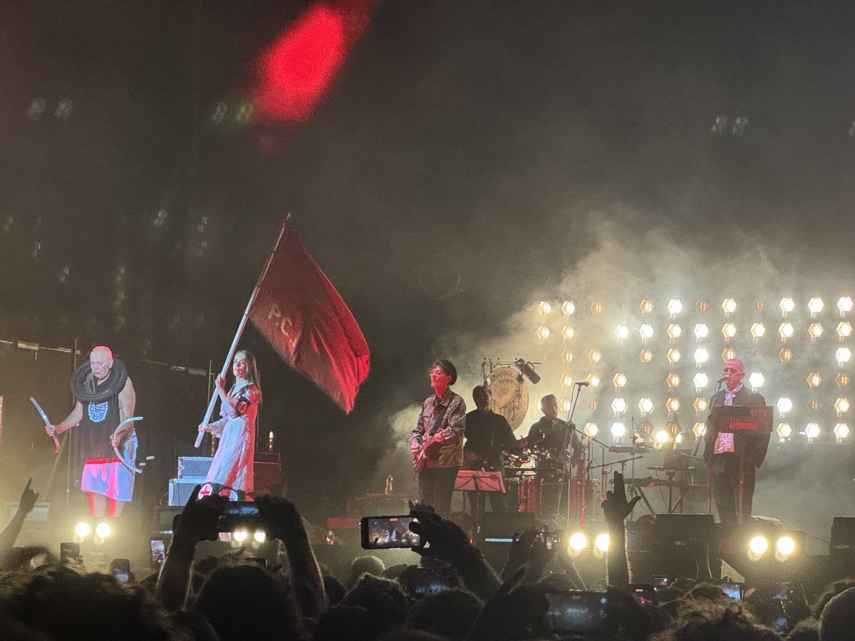 c_cantore's tweet image. Ieri sera tuffo nel passato. CCCP #fedeliallalinea