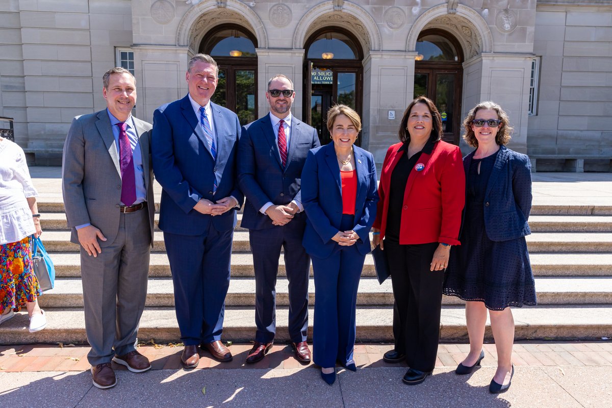 MassLtGov's tweet photo. Any local leader will tell you: great cities and towns don’t happen by accident. You have to invest in them. From Chapter 90 and MassWorks, to climate-focused support and new resources for MBTA communities, our 5-year Capital Plan puts money behind what works and makes people’s lives better.