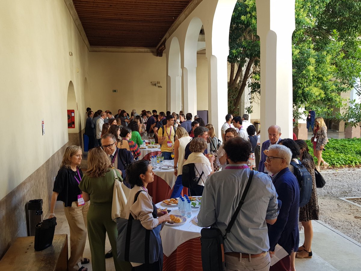 Terminan las Jornadas “Avances interdisciplinarios en Salud” en Toledo. Durante 2 días, 90 investigadores de los #PlanesComplementarios de #Biotecnología #Salud y #MaterialesAvanzados han trabajado para impulsar el ecosistema científico español en biomedicina. #PlanDeRecuperación
