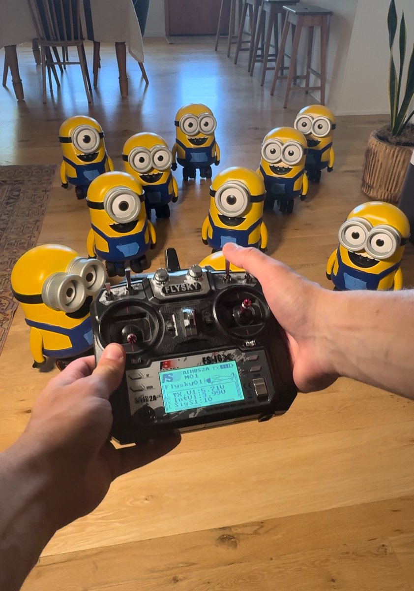 ElectoYT's tweet image. My army of robot minions is coming to life! #minions #DespicableMe