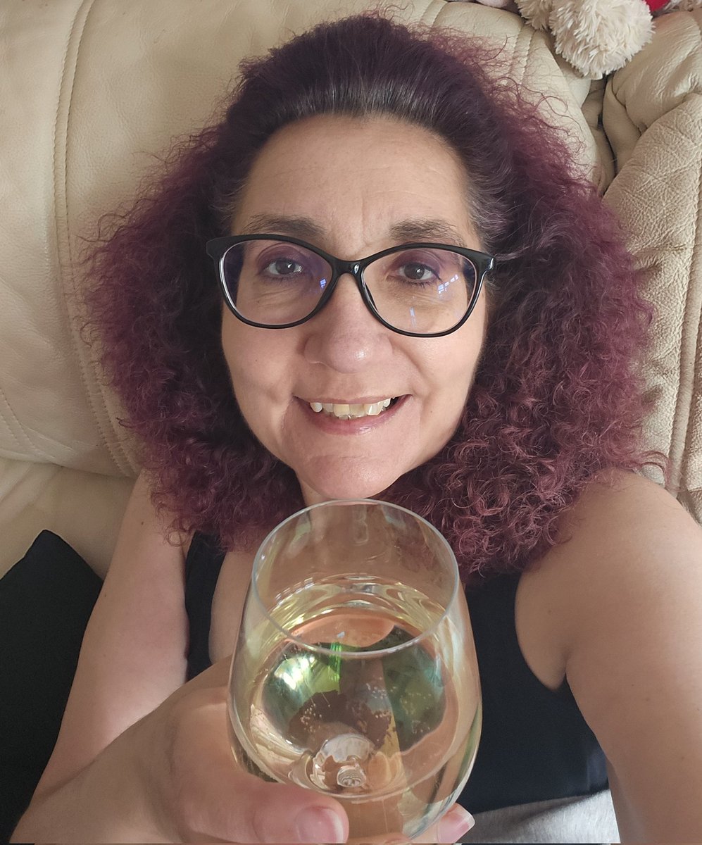 cybergeekgirluk's tweet photo. It is finally #ProseccoOClock time...what a week ๐
Are any of you as excited as I am for #euro2024โฏโฏโฏ ๐ I do love a good footy tournament, I'm supporting both Italy ๐ฎ๐น and England ๐ด๓ ง๓ ข๓ ฅ๓ ฎ๓ ง๓ ฟ โฝ๏ธโฝ๏ธ๐ฅฐ๐ฅฐ
Cheers everyone....hope you all have a great weekend ahead ๐ฅฐ๐ฅฐ๐ฅ๐ฅ๐ฅฐ๐ฅฐ https://t.co/F70PJ64GaP