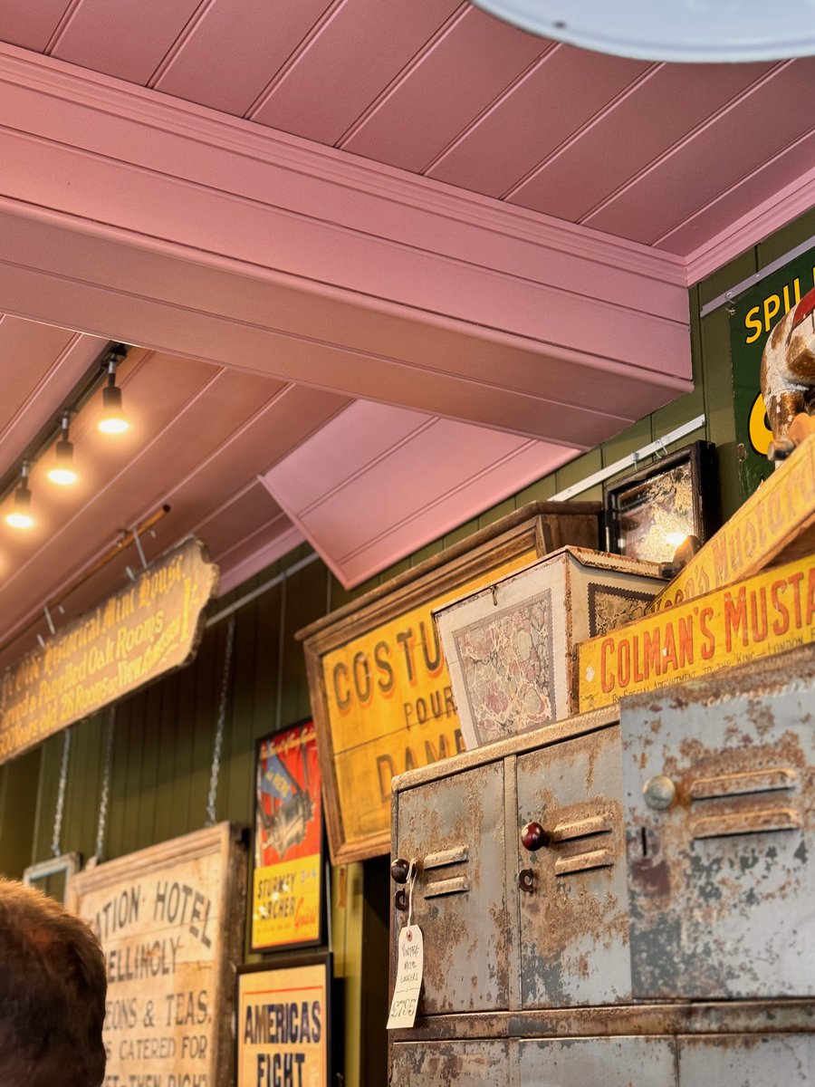 DecorativeCollective tweet media