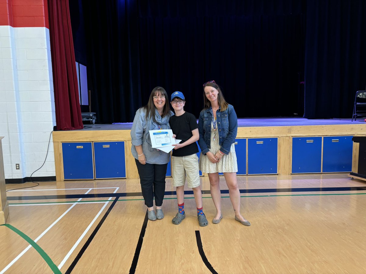 Today I wore a different hat <a href="/StTeresasSchoo1/">St. Teresa's School</a> and attended the grade six leaving ceremony as a proud parent🥹