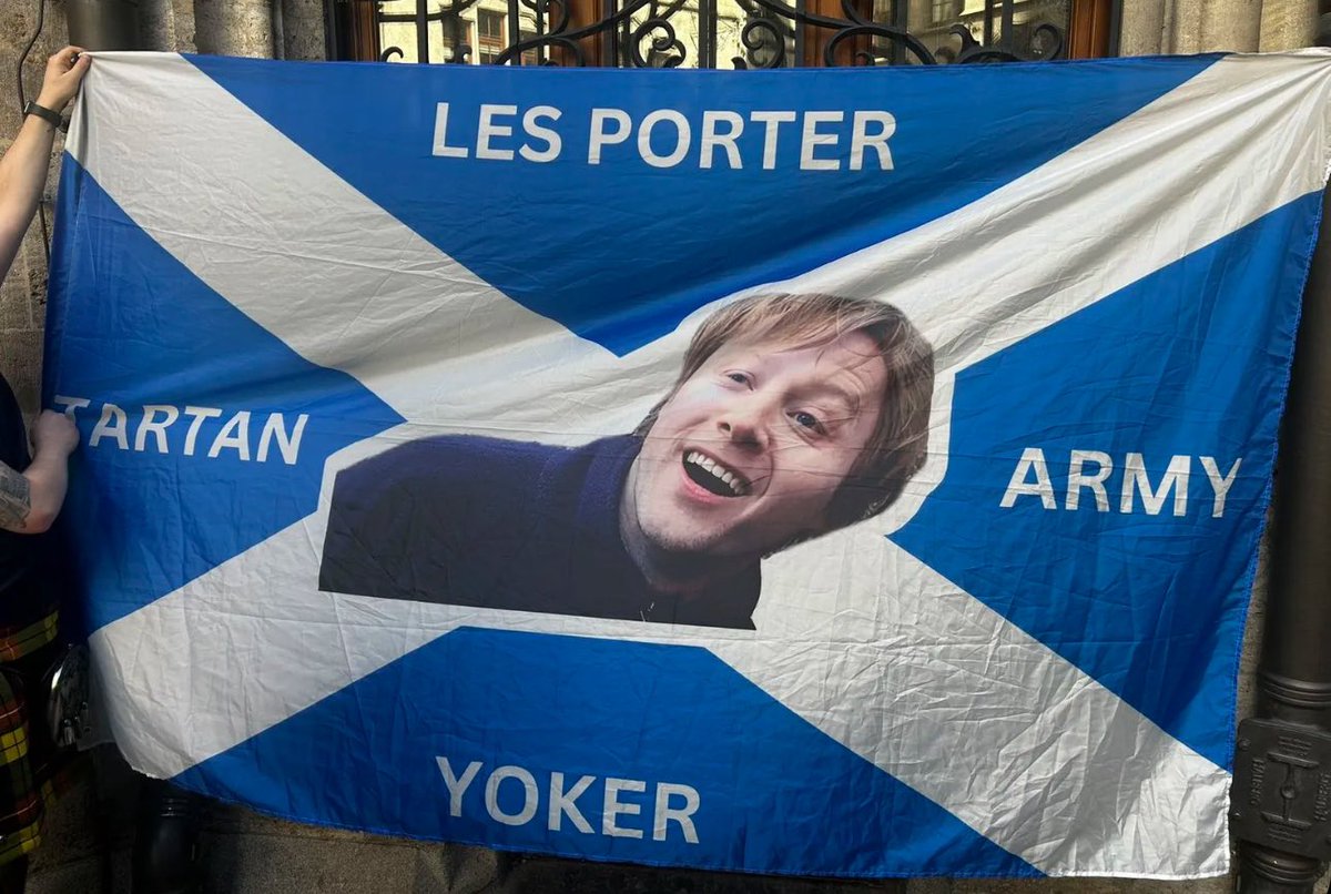 ScottGJourna's tweet image. Spotted in Munich @DaftLimmy