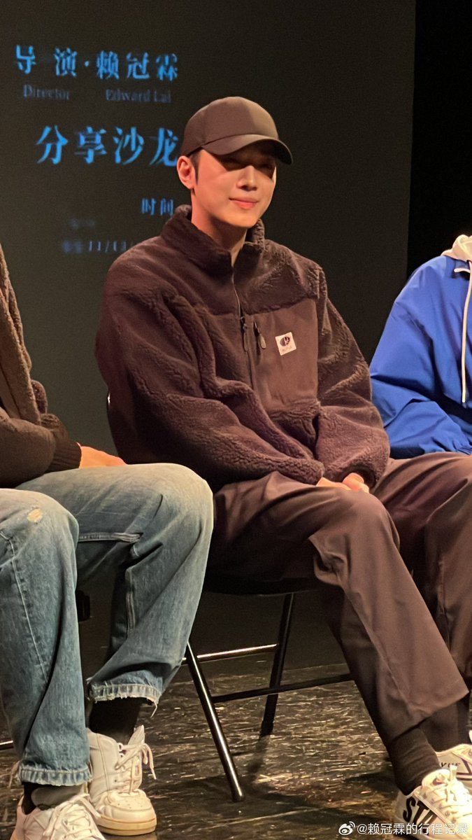 thinking abt guanlin tweet media