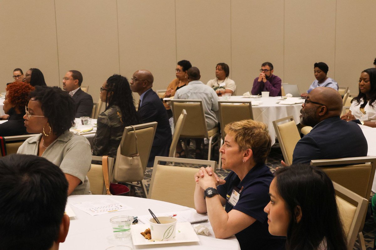 TUpartnerships's tweet image. Thank you to all the attendees and vendors who came out for our first ever Towson University Vendor Fair. The event was a major success thanks to you all! We could not have asked for a better showing.
