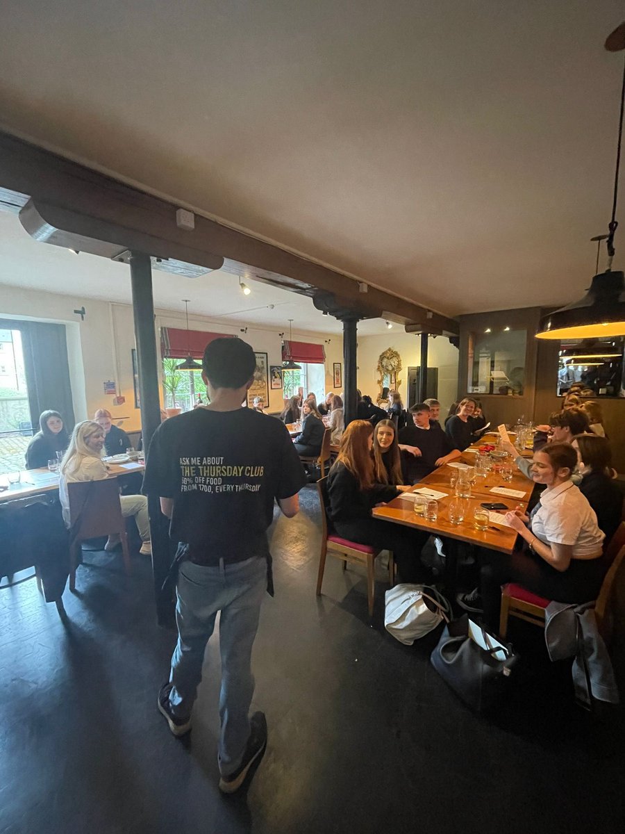 QHS Modern Languages tweet media