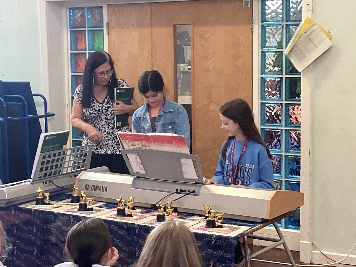 Stephen Moore tweet media