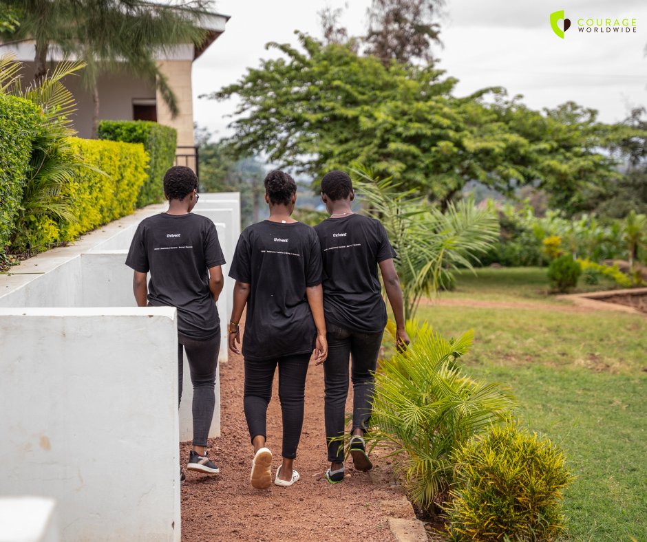 CourageWorld's tweet image. By fostering meaningful partnerships and acknowledging the intersections of trauma with culture, race, and gender, we create supportive environments for healing and growth. #TraumaInformedCare #SupportAndRecovery #CourageHouse