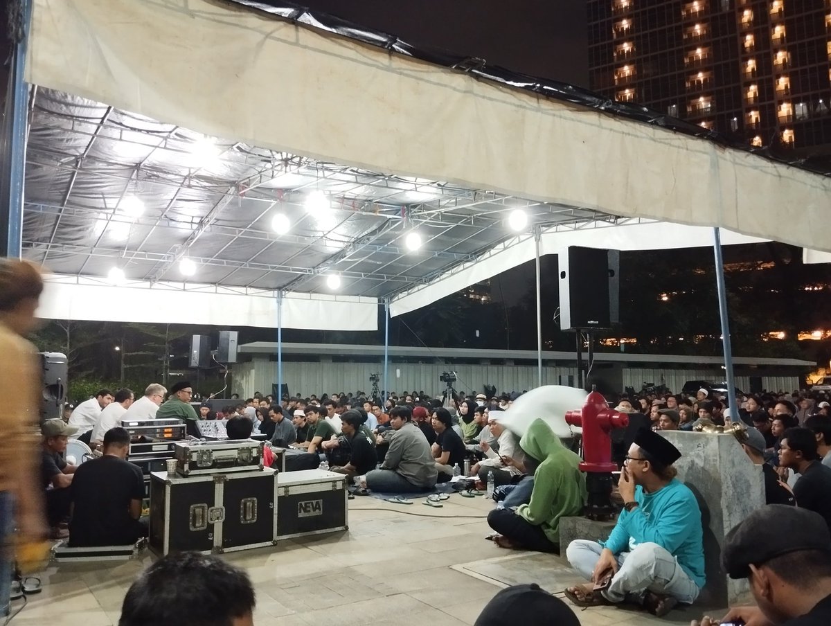 Wilujeng Milangkala ka 24 <a href="/kenduricinta/">Kenduri Cinta</a>. Hatur Nuhun sanès kantenna #KCJuni #24TahunKC