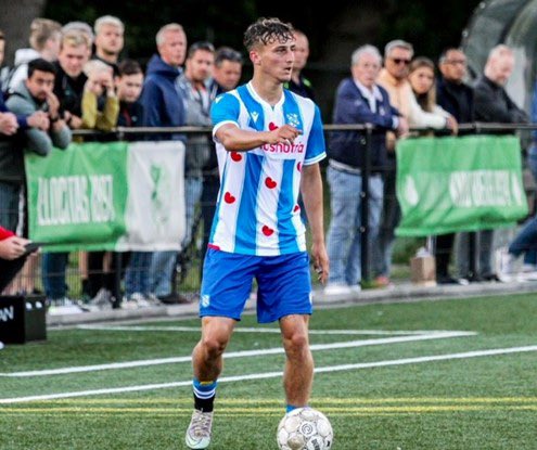 BREAKING 🗞️ Willard Timmerman keert terug bij SV Urk svurk.nl/willard-timmer… 💙🤍 #welcomeback #norvuren