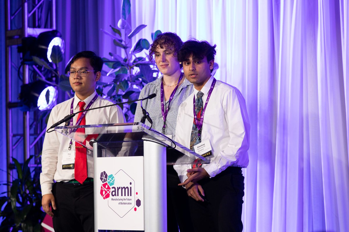armi_usa's tweet photo. Congratulations to BioTrek alum Akshay Manchanda, who is graduating from Manchester Central High School this weekend as Valedictorian! 
Learn more about the BioTrek program at https://t.co/DpYdLzaSp7 
#Valedictorian #ManchesterGrad #HarvardBound #ReGenValley #BioTrek #ReGenValley https://t.co/l8PcsjLHrF