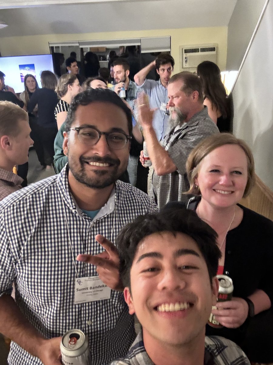 Jen_Cash_11's tweet image. Had a fantastic time at the G protein (no hyphen) and phosphorylation GRC with Lauren, @MattyBraga, @sbandeka, @MPapasergiScott, and everyone else! Looking forward to the next one.