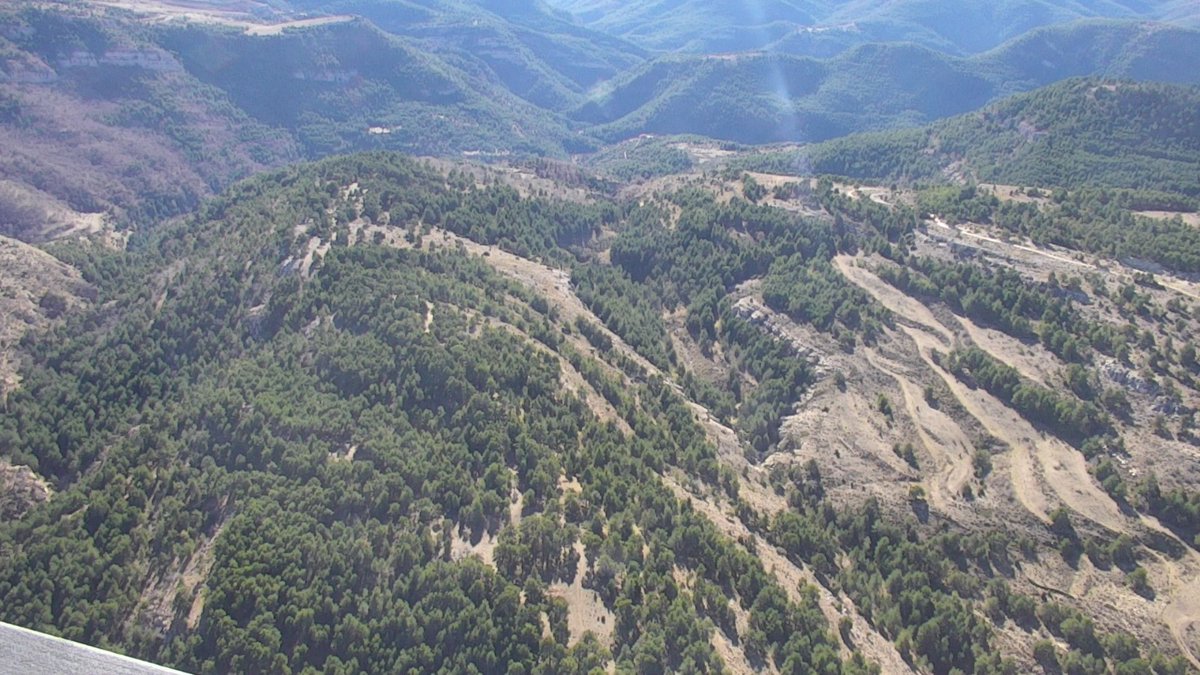paisajes_teruel's tweet image. Los Fondos de inversión tienen como objetivo la rentabilidad y sus politicas de sostenibilidad son puro maquillaje verde, por eso a Copenhagen Infrastructure Partners (#CIP) no le importa destrozar un espacio singular de la Red Natura como es el #Maestrazgo.