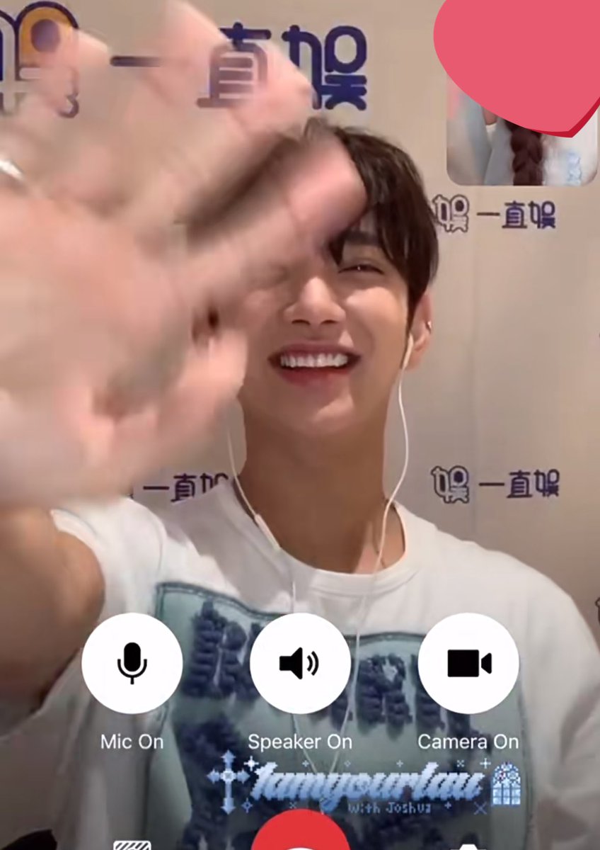 _joshuzi's tweet photo. he’s so cute 😭😭😭😭😭 https://t.co/Tq9pirF8Nr