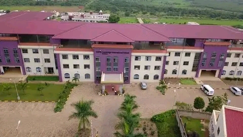 poshproperties1's tweet image. 🏫🌟 Attention Investors! Expansive school property in Luzira, Kampala!
📐 18.6 acres
💰 Price: $30M
Perfect for expanding institutions or entering the education sector!
📞 Call/WhatsApp: 0703995674 / 0753100355 / 0782788870 / 0774755146
#SchoolForSale #InvestmentOpportunity