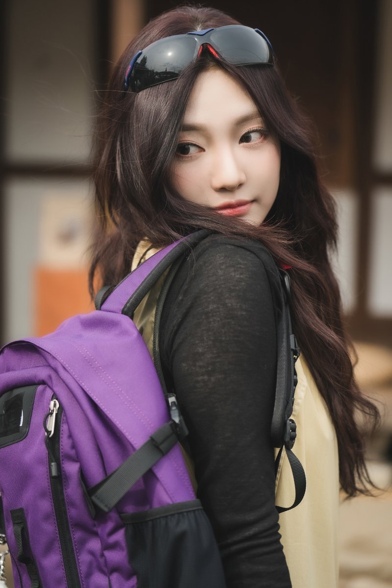 aespa_official's tweet photo. 이거 마시면 나랑 등산가는 거다🍶⛰️

🌳 https://t.co/1tg6EDu1Da
🛖 https://t.co/NfaVvlIidh

#aespa #æspa #에스파
#NINGNING #닝닝 
#aesparty #에스파티 https://t.co/mCxdzyLxsk