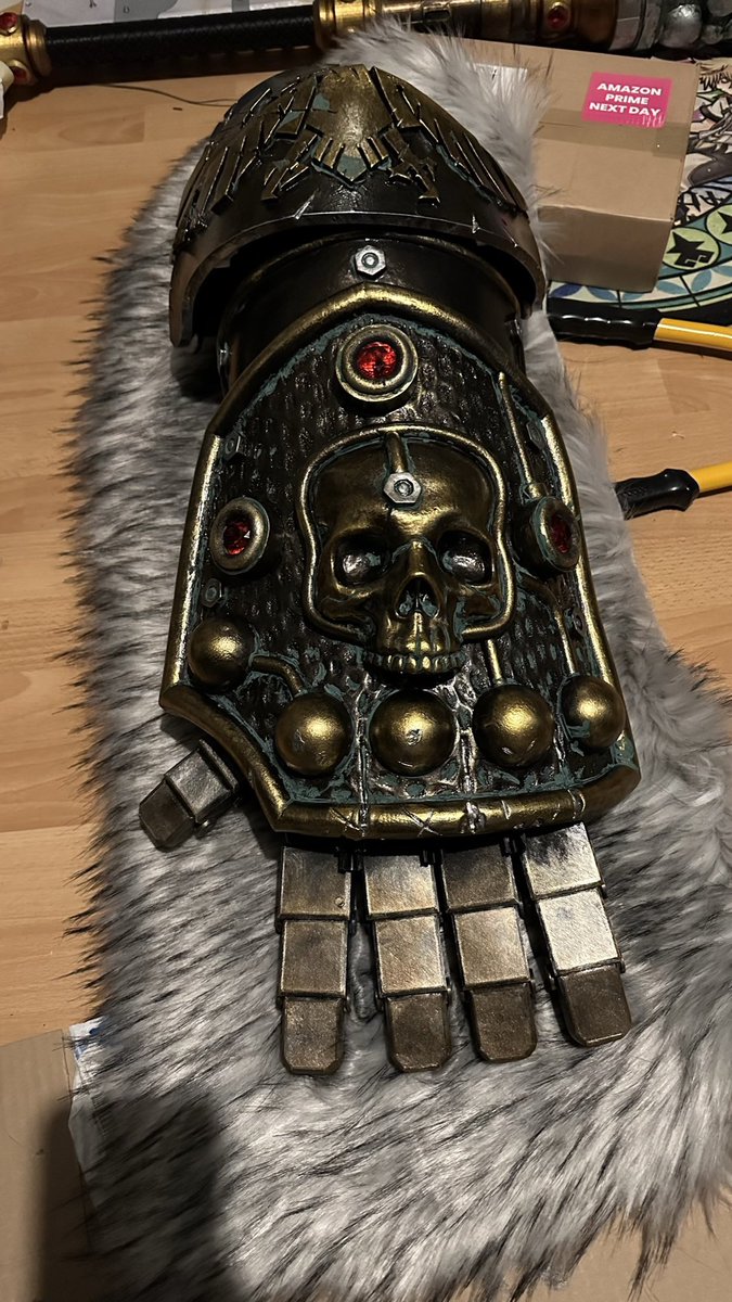 EmtheLimey's tweet photo. I’ve a couple of helmet commissions I’ll be finishing off in the next couple of weeks. Anyone else interested in a commission to help me through this redundancy period? https://t.co/rpReJEY8rb