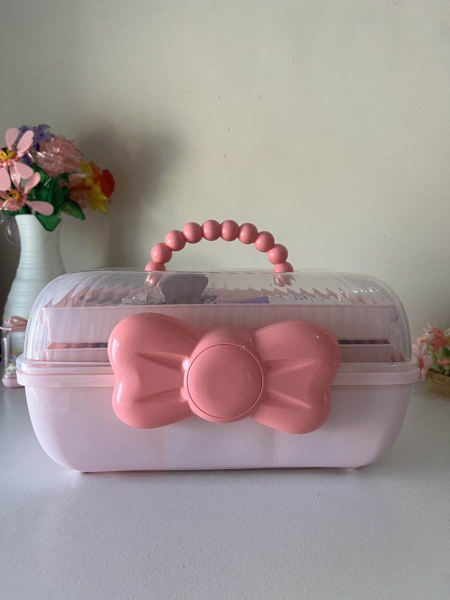 𝙖 𝙧𝙞𝙨 tweet media