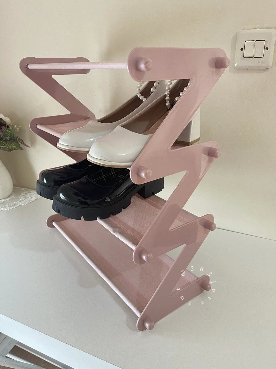 𝙖 𝙧𝙞𝙨 tweet media