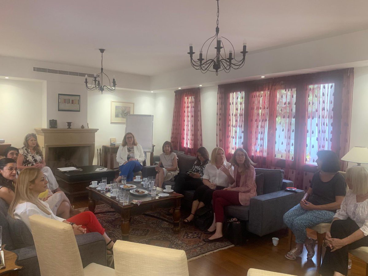 Inspiring meeting with exceptional women leaders of Cyprus with a cross party, bicommunal perspective ready to support #reunification, recognising its urgency and proposing a broad societal engagement in the process.
Thanks to 🇮🇪Embassy for facilitating.
