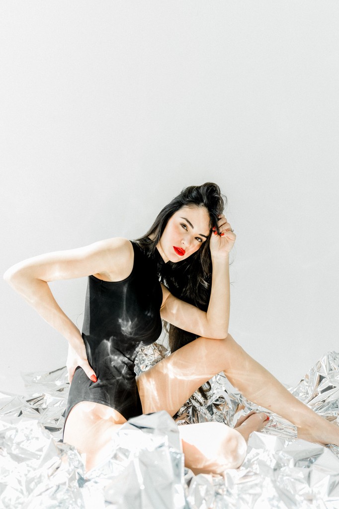 leslie_limbaga's tweet photo. 🌹
.
.
.
#model #modelsearch #modeling #dallasmodel #dfwmodel #scout #scouting #photography #editorial #fashion #creativephotography #creativeshoot #fashionphotography #dfwscout #modelscout #bodysuit #platformboots #booties #redlip #rednails #modelportfolio https://t.co/Wo1bmfzXQr