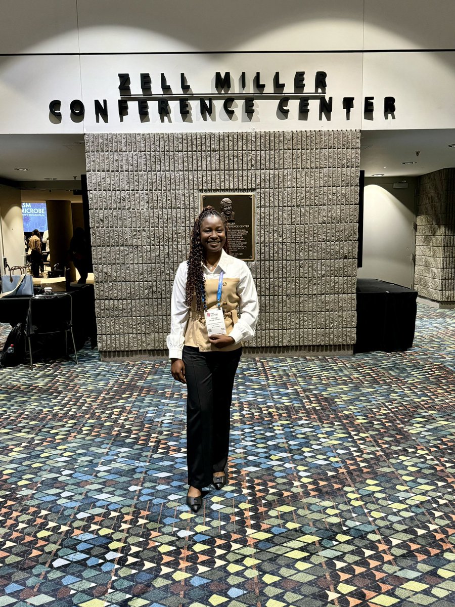 pelumimagret's tweet photo. Attending #ASMicrobe for the first time has been an amazing experience! Connecting with great scientists and hearing about incredible achievements in science. 
Day 2 - sharing my research and networking. Don’t miss my poster at EEB-FRIDAY-1127 ! 
#ASMicrobe24 #FLMF https://t.co/CbOWt3SQII