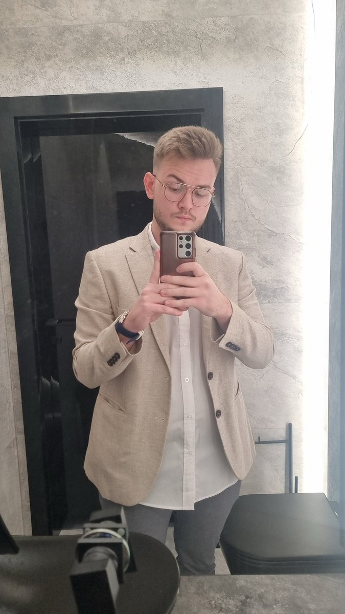 9INE Flayy- tweet media