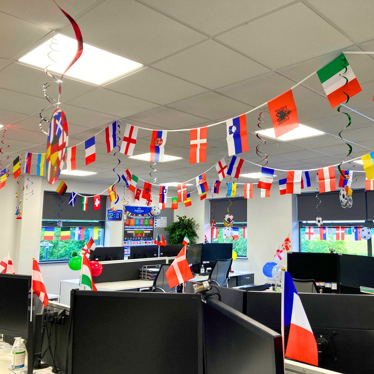 PH_Pipelines's tweet image. We are #Euro2024  ready! ⚽️ Come on England! 🏴󠁧󠁢󠁥󠁮󠁧󠁿

Who do you think will win the tournament? 🏆