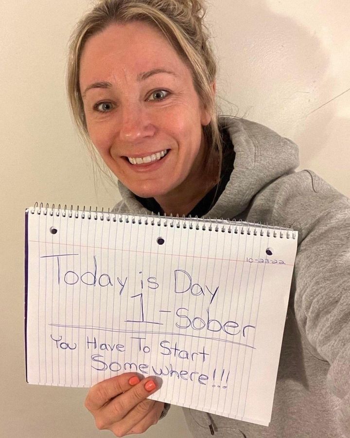 Sober_lifestyl's tweet photo. This is so so amazing! So brave so inspiring ❤️ https://t.co/fXFvd6W8AL