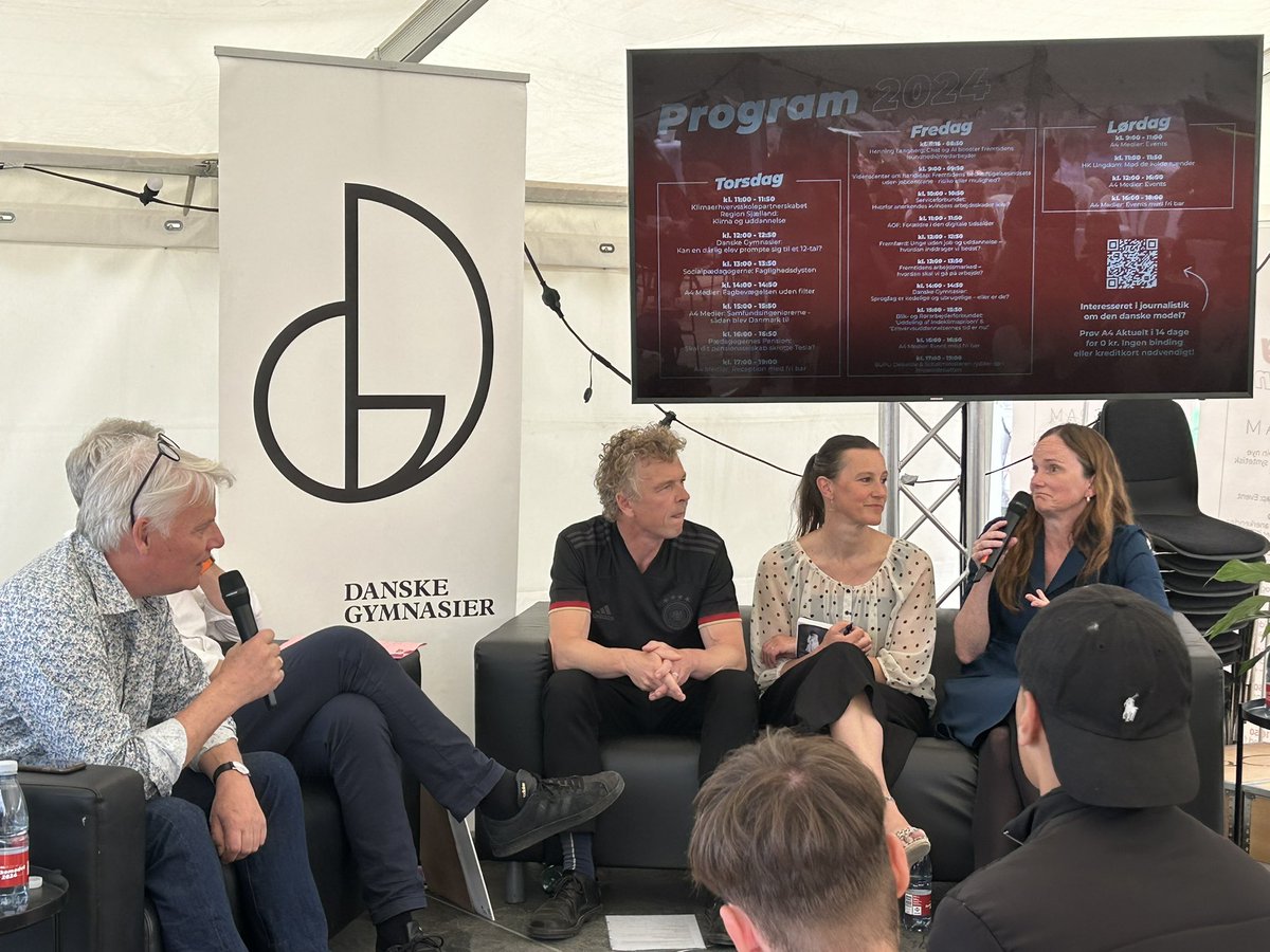 Danske Gymnasier (@danskegymnasier) on Twitter photo Den værste myte om sprogfag er, at vi kan klare os med engelsk siger <a href="/b_dtcher/">Maja Bødtcher-Hansen</a>, mens <a href="/mhaarder/">Mikkel Haarder</a> er ked af, at så mange tror, at AI fixer sprogbarriererne for os. Det siger de i debatten Sprogfag er kedelige og ubrugelige på #fmdk Den værste myte om sprogfag er, at vi kan klare os med engelsk siger <a href="/b_dtcher/">Maja Bødtcher-Hansen</a>, mens <a href="/mhaarder/">Mikkel Haarder</a> er ked af, at så mange tror, at AI fixer sprogbarriererne for os. Det siger de i debatten Sprogfag er kedelige og ubrugelige på #fmdk