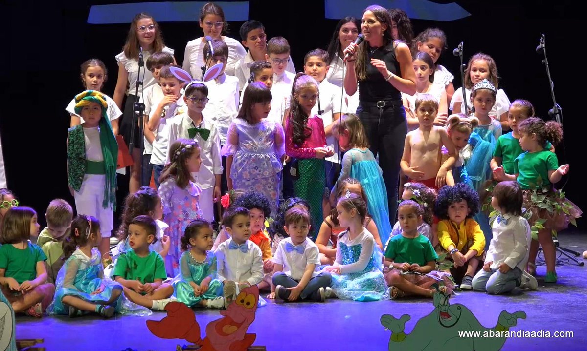 Ae7d's tweet photo. 🎶 La Escuela de Música de Abarán (EMMA), llenó el teatro Cervantes de melodías Disney con las bandas sonoras de superconocidas películas animadas #Abaran #Abarandiaadia

La información completa: https://t.co/iUwRnB3ie2 https://t.co/5lTkHZxwIX