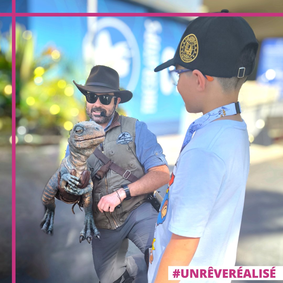 [𝓡𝓮̂𝓿𝓮𝓼]

🦖Léandre prêt à affronter les dinosaures de Jurassic Park !🦖

Découvrez son voyage accompagné de Claire notre bénévole (délégation Haute-Saône) 👉 reves.fr/reves/leandre-…

Merci à #AndieElla et #AlexandreGiroud, les #FaiseursdeRêves de Léandre.✨

#Unrêveréalisé