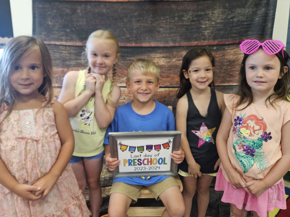 Mrs. Karen Wilson tweet media